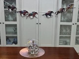 Melbourne Cup Decorations
