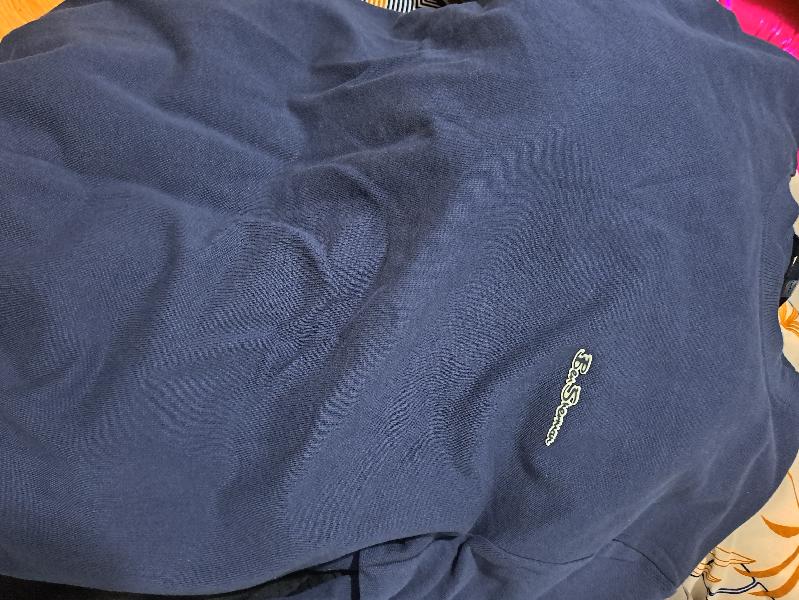 Very light colour I receive.  Totally different from what on the website