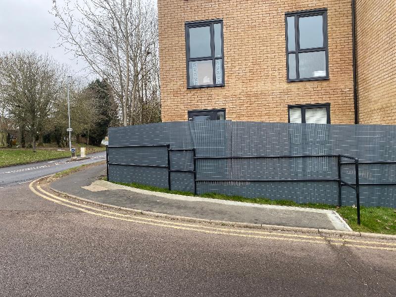 Screen fencing