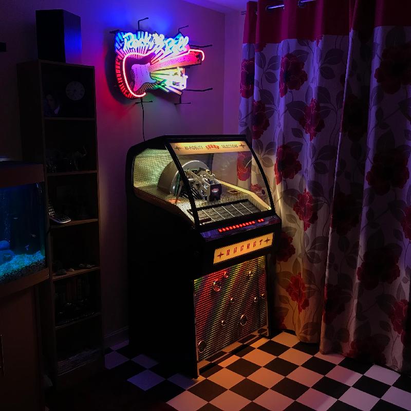 Jack Daniels Rocket Vinyl Jukebox