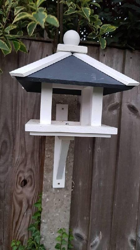 Greenwich Bird Table