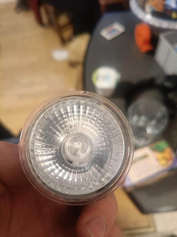 New lightbulb has a loose contact