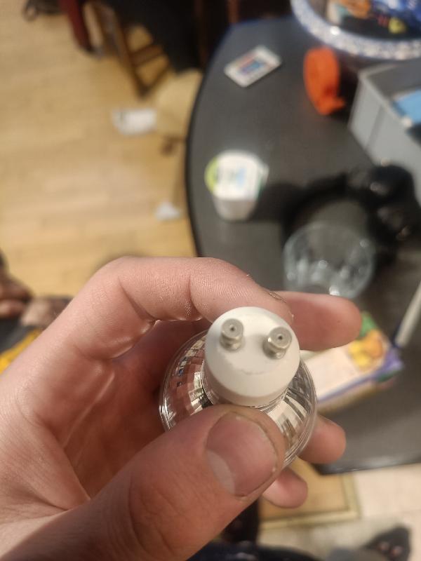 New lightbulb has a loose contact