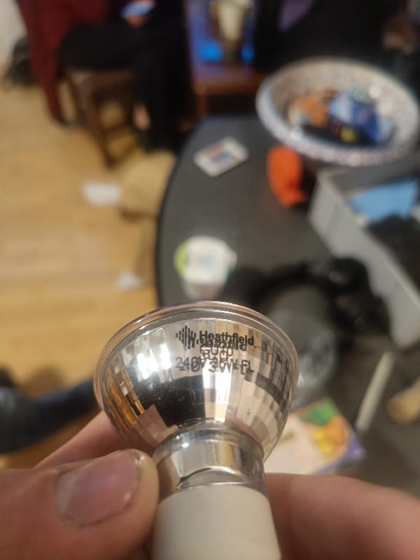 New lightbulb has a loose contact