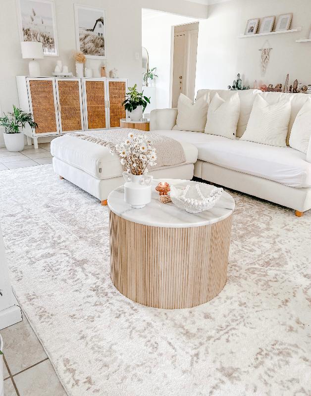 Absolutely the most stunning silky soft ti ever walk on. 100% amazing rug
