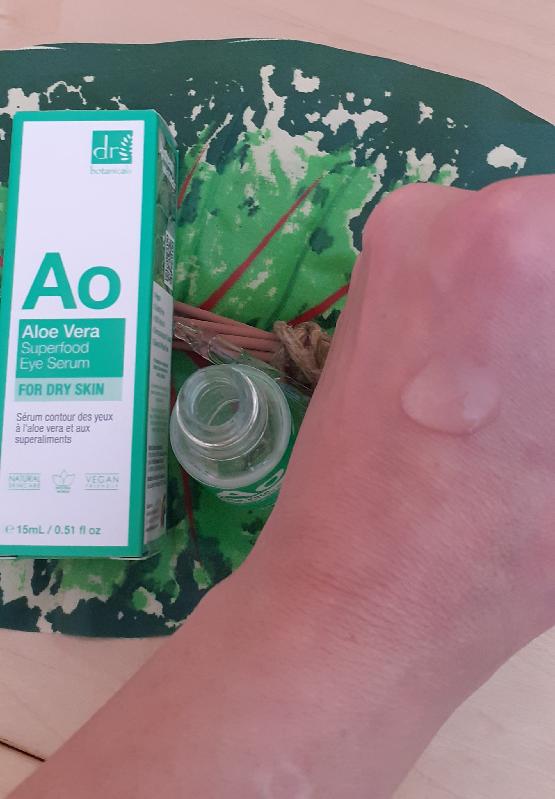 ALOE VERA SUPERFOOD EYE SERUM AND TURMERIC SUPERFOOD REST.MASK