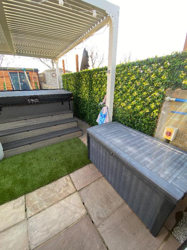 The Ivey living wall panels are fantastic easy to install and well worth ££