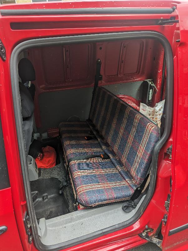 VW CaddySeatRefurb