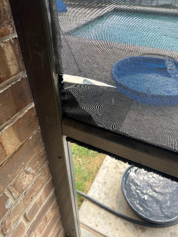 Good Screen with a Misleading Warranty