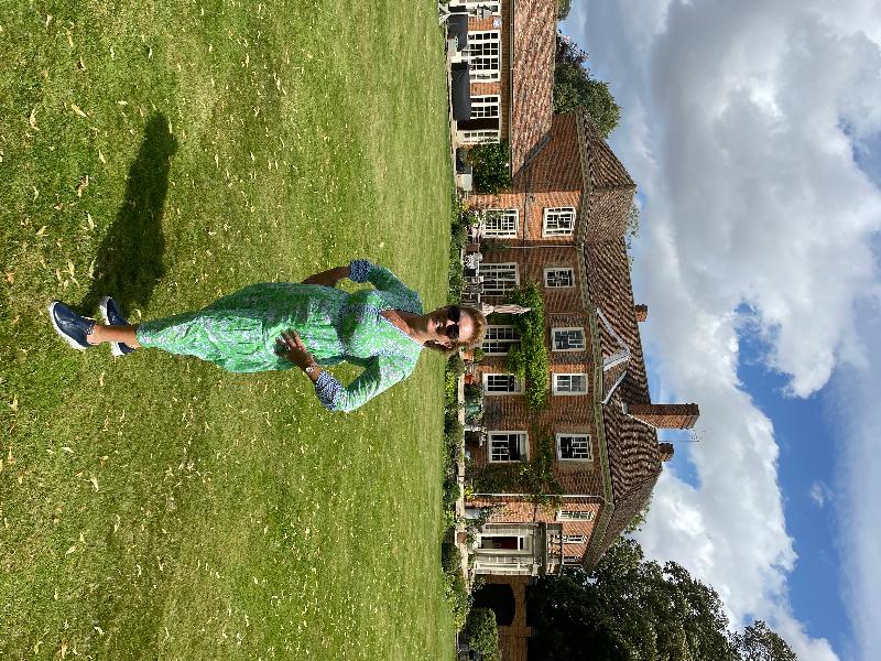 Love the green dress, makes me feel great!