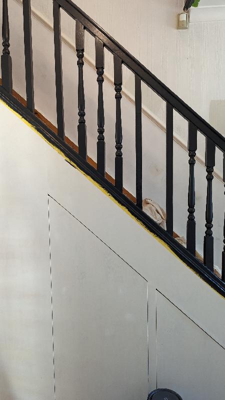 Helpful service, quick delivery, high quality paint