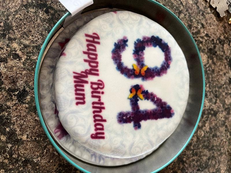 Disappointed with the cake 😞