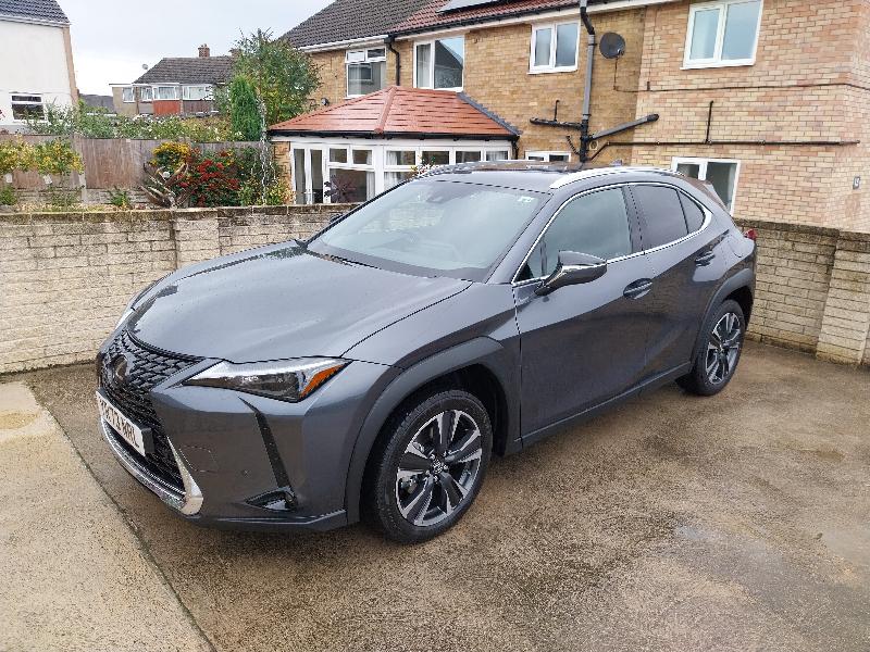 Lexus UX