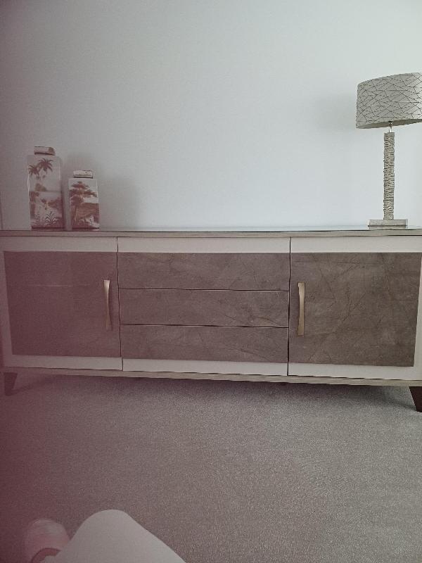 Fantastic furniture store Excellent Service