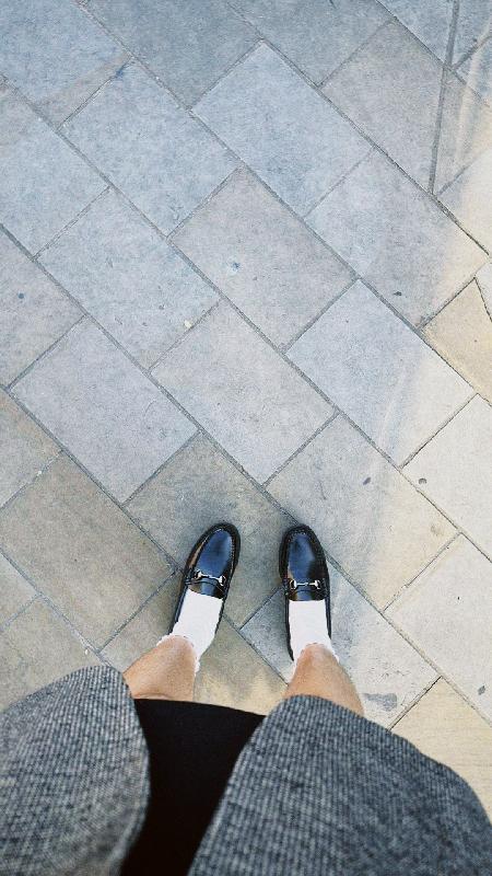 My aunt has this shoe that is why I know it is very nice and comfortable!