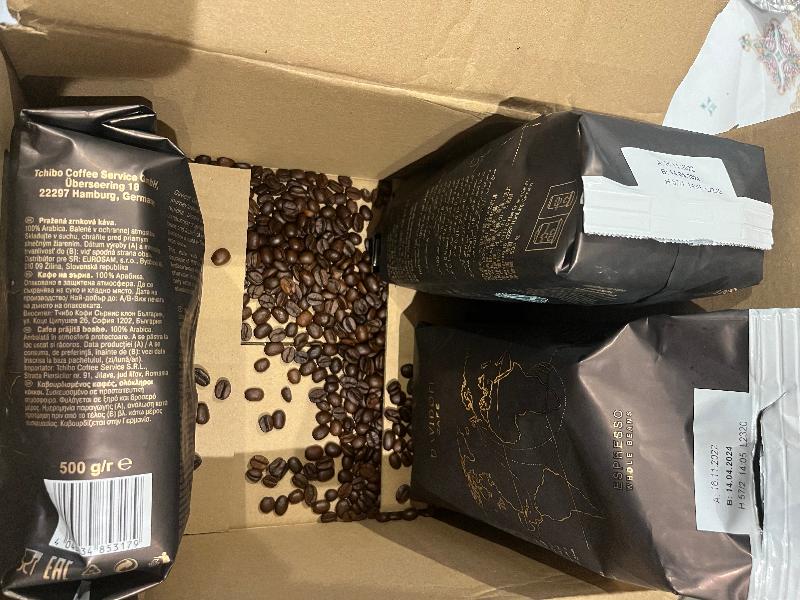 As I complained many times, Evri is unprofessional. they damaged my parcel