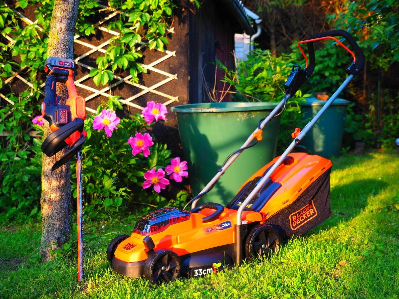 18V/4,0Ah POWERCOMMAND 50cm Akku-Heckenschere