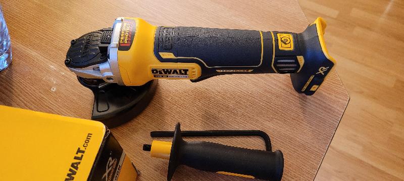 Șlefuitor XR cu motor fără perii de 18 V, de 125 mm - 2 X 5Ah