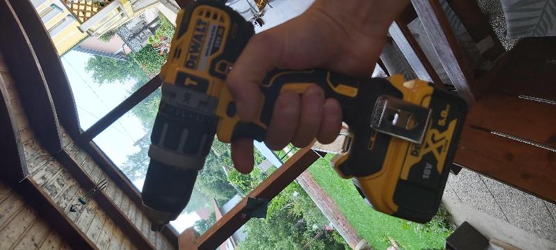 Weil für mich alles passt und reibungslos funktioniert. (Funktion des Gerätes und der Support von…