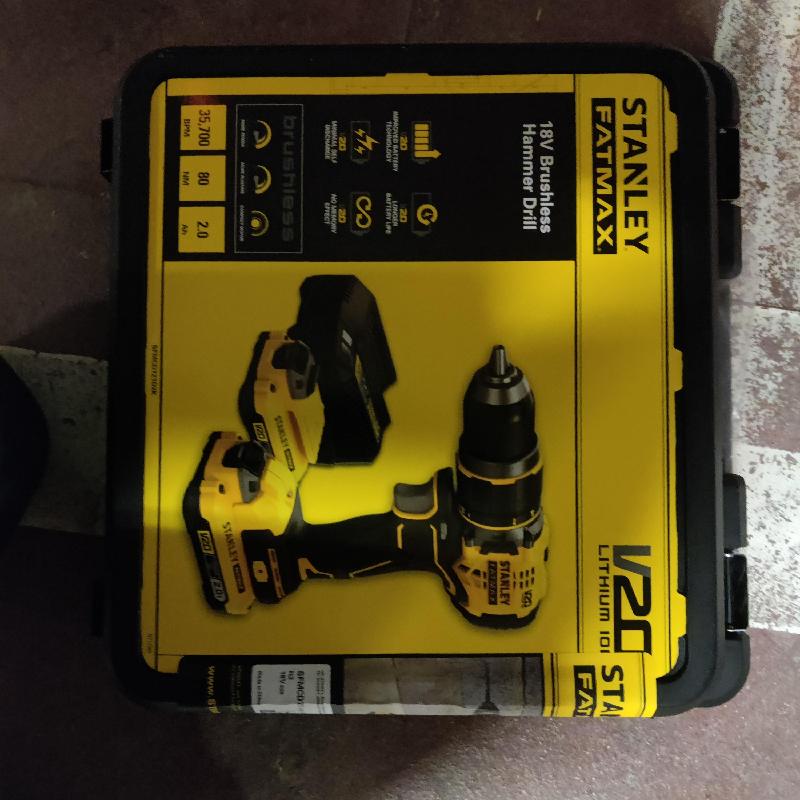 Taladro Percutor Brushless V20 Li-Ion 18V con 2 Baterías 2Ah, CARGADOR 2A  y Maletín