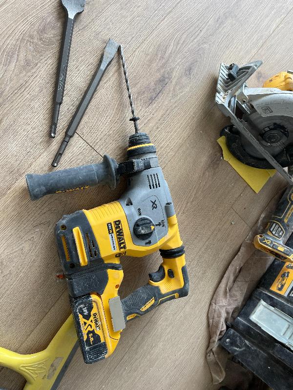 18V XR Brushless SDS Plus Hammer Drill 26 mm Bare Unit DEWALT