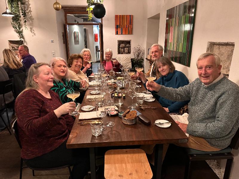 Festive Singing Holiday in Hsllein