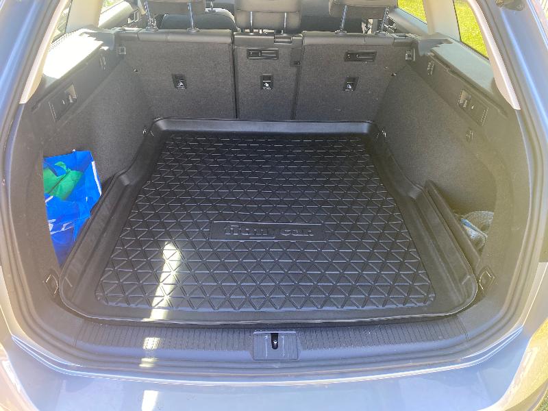 Great boot liner. Fits very well in my 2018 Passat Alltrack
