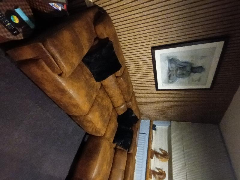 The service was spot on and the sofa is lovely