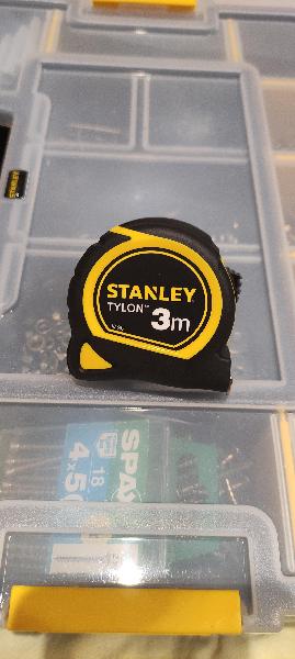 Flexómetro STANLEY® TYLON™ 3m (13mm Ancho)