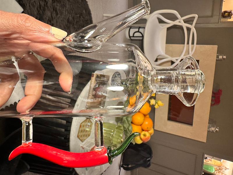 Chilli bottle with visible defects but great and prompt delivery service