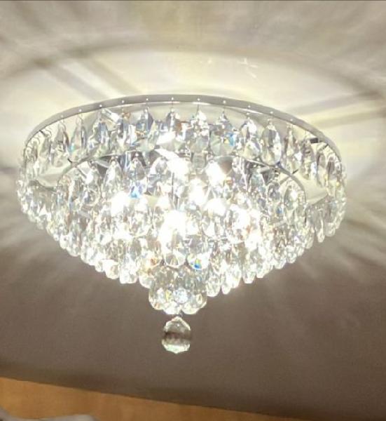 Flush ceiling light