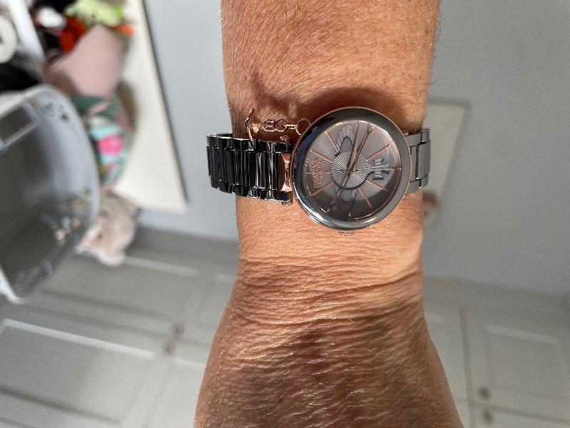 Stunning watch in gunmetal