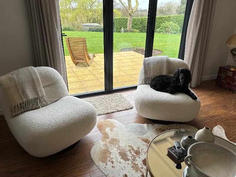 Super lux swivel chairs.