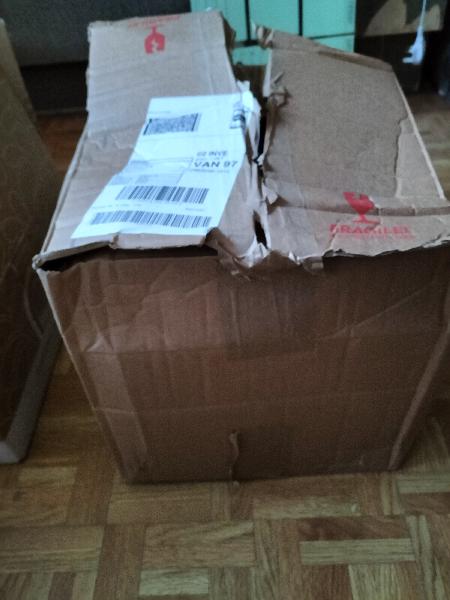 Great products, terrible courier.