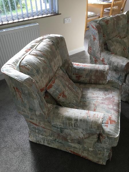 Plumbs loose three piece suite covers