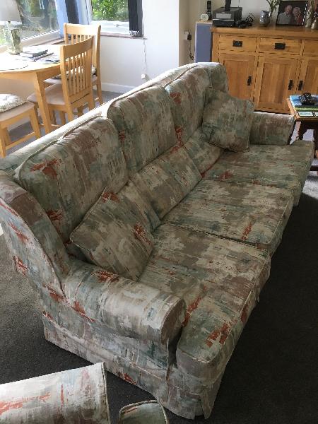 Plumbs loose three piece suite covers
