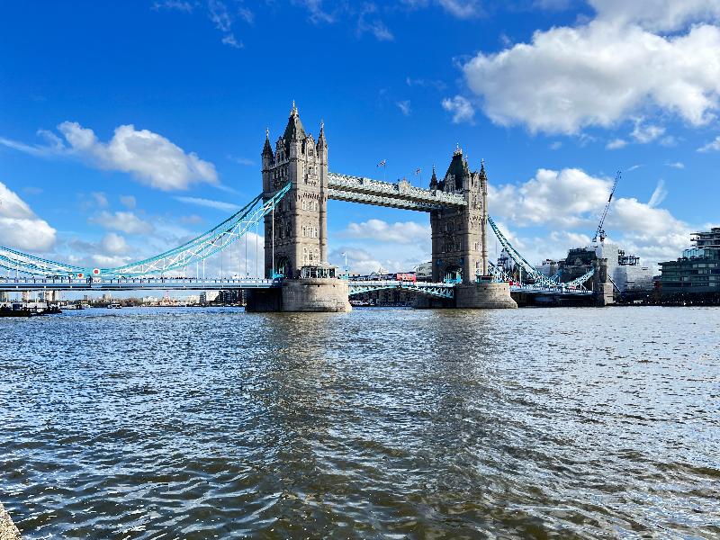 🌟❤️💙🤍 London