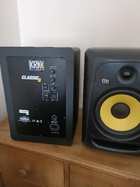 KRK Classic - 8" Studio Monitor (EACH) 220V