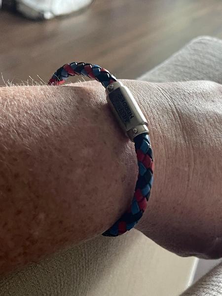 Bracelet …