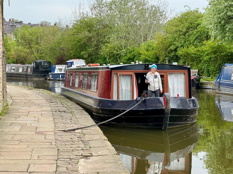 A Great Week on the Leeds Liverpool Canal aboard Helen's Drum