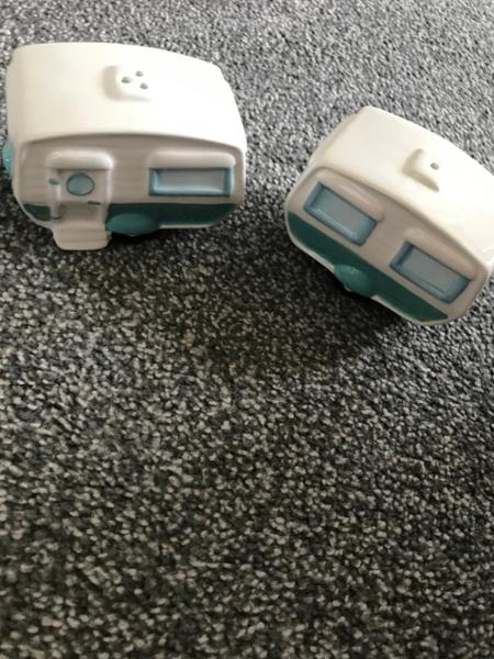 Caravan Salt and pepper