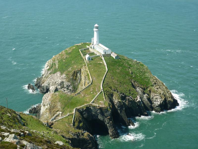 Walking the Anglesey Coastal Path with Contours Holidays