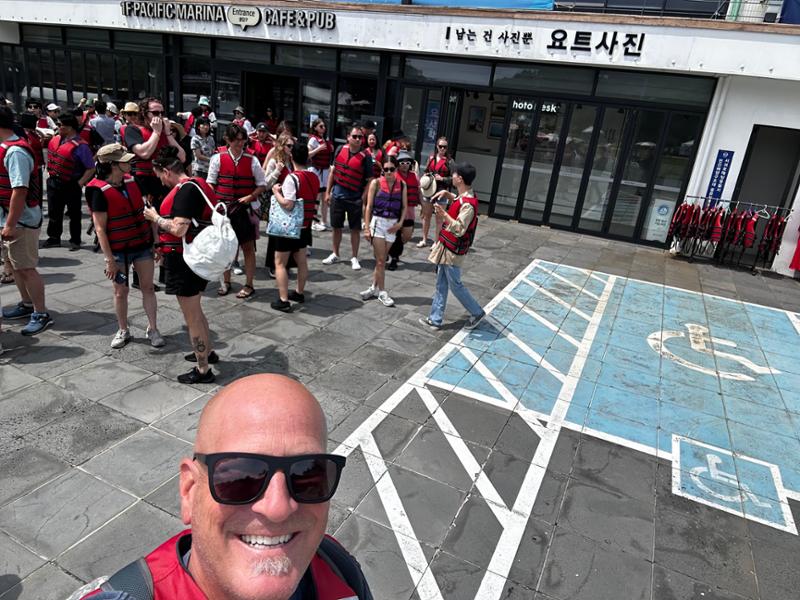 Well done tour group adventure