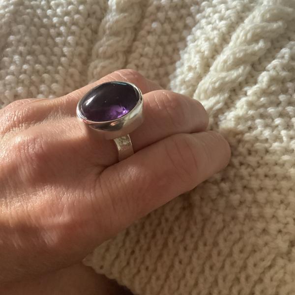 Beautiful Ring, First Class Customer Service 💜