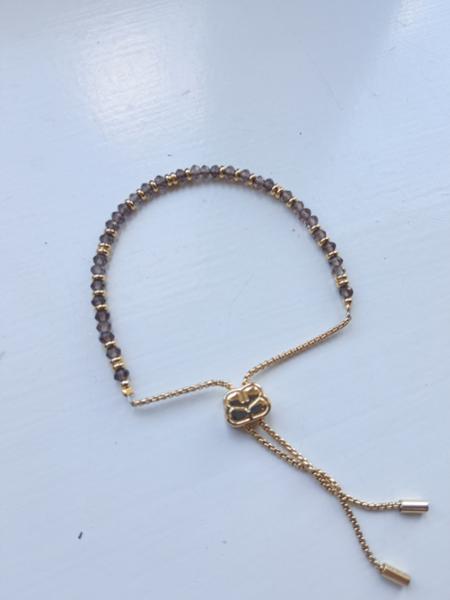 I am happy that I came across this web-site. I like buying beautiful things