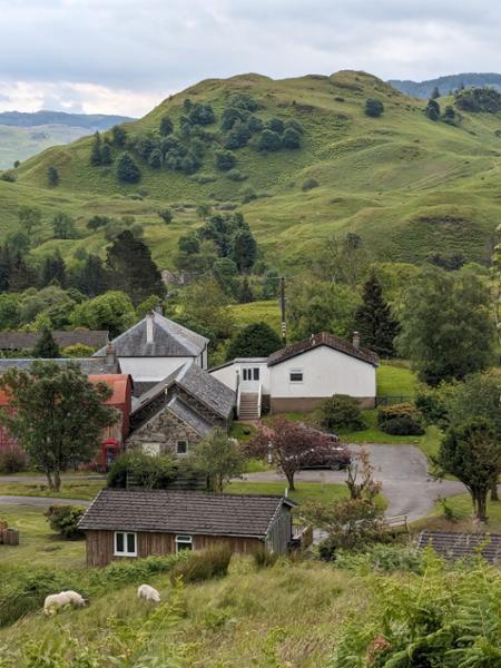 Idyllic dog friendly location