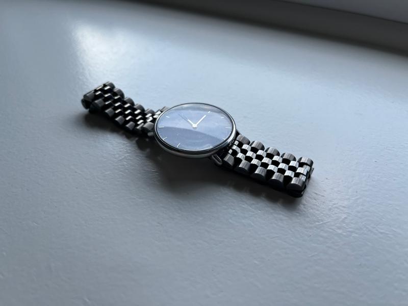 Gun metal brace