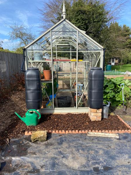 Perfect greenhouse in every way!