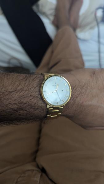 Stylish and Minimalist 3 link watch