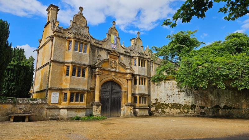 Cotswolds Round Walk